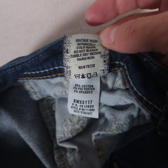 BKE Denim Kate Straight Blue Jeans Womens Size 28S x 29.5 Dark Wash Pants FLAWS - Picture 15 of 16